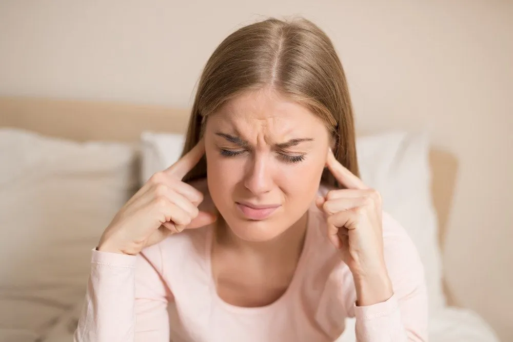 Cluster Headache vs Migraine: Key Differences, Symptoms & Treatment Options